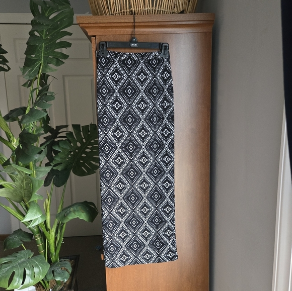 Derek Heart maxi Skirt Womens Size Small Elastic Waist - Picture 2 of 4